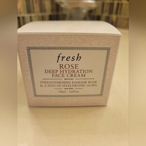 Deep hydration moisturizer